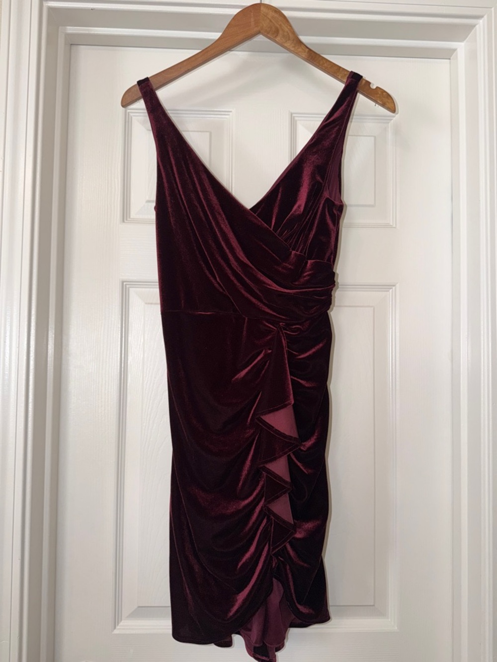David’s Bridal 4 Elegant Burgundy Velvet Draped V-Neck Dress.